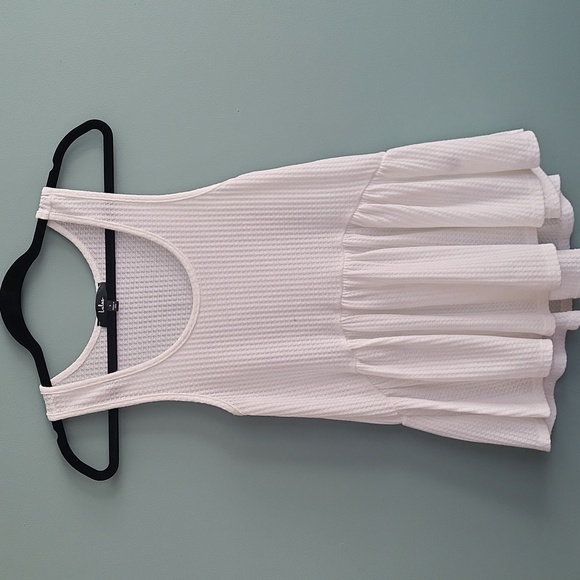 Lulus Tops - Lulus White Sleeveless Peplum Top